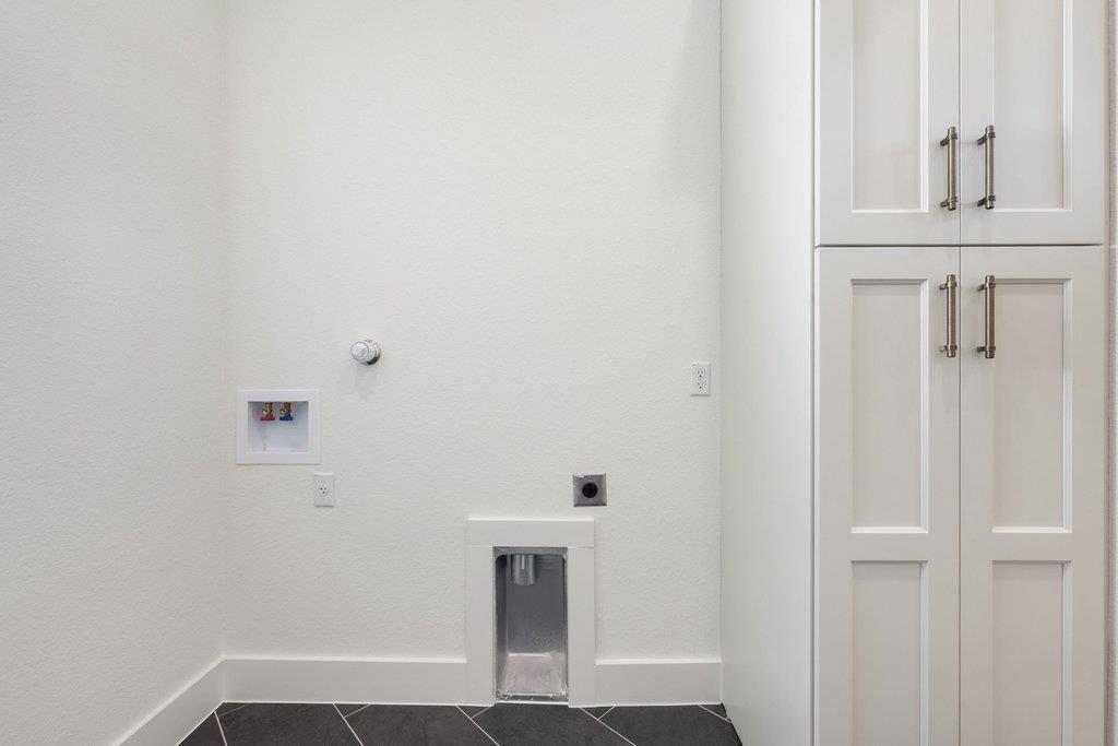 501 Ranchview Dr, Johnson City, TX 78636