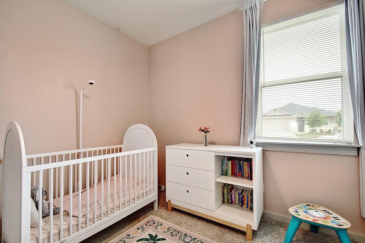 228 Greens Bayou Trl, Hutto, TX 78634