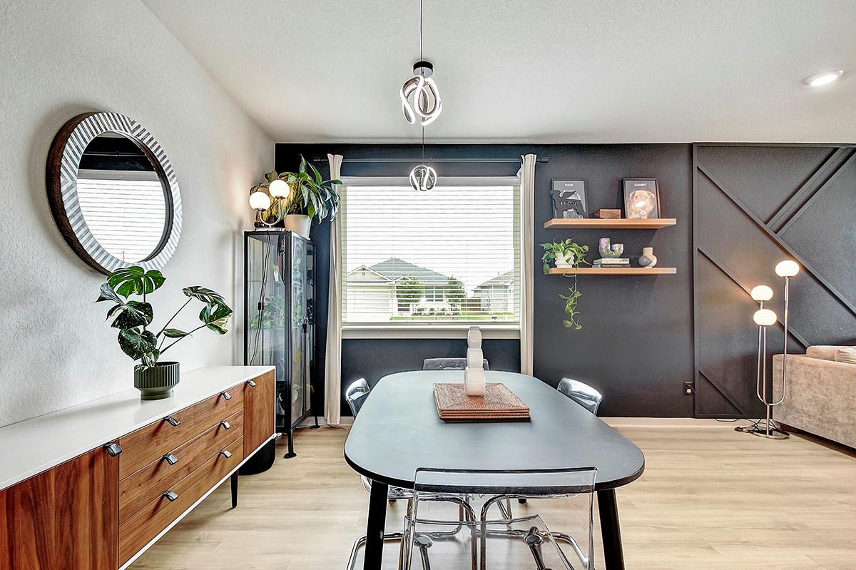 228 Greens Bayou Trl, Hutto, TX 78634