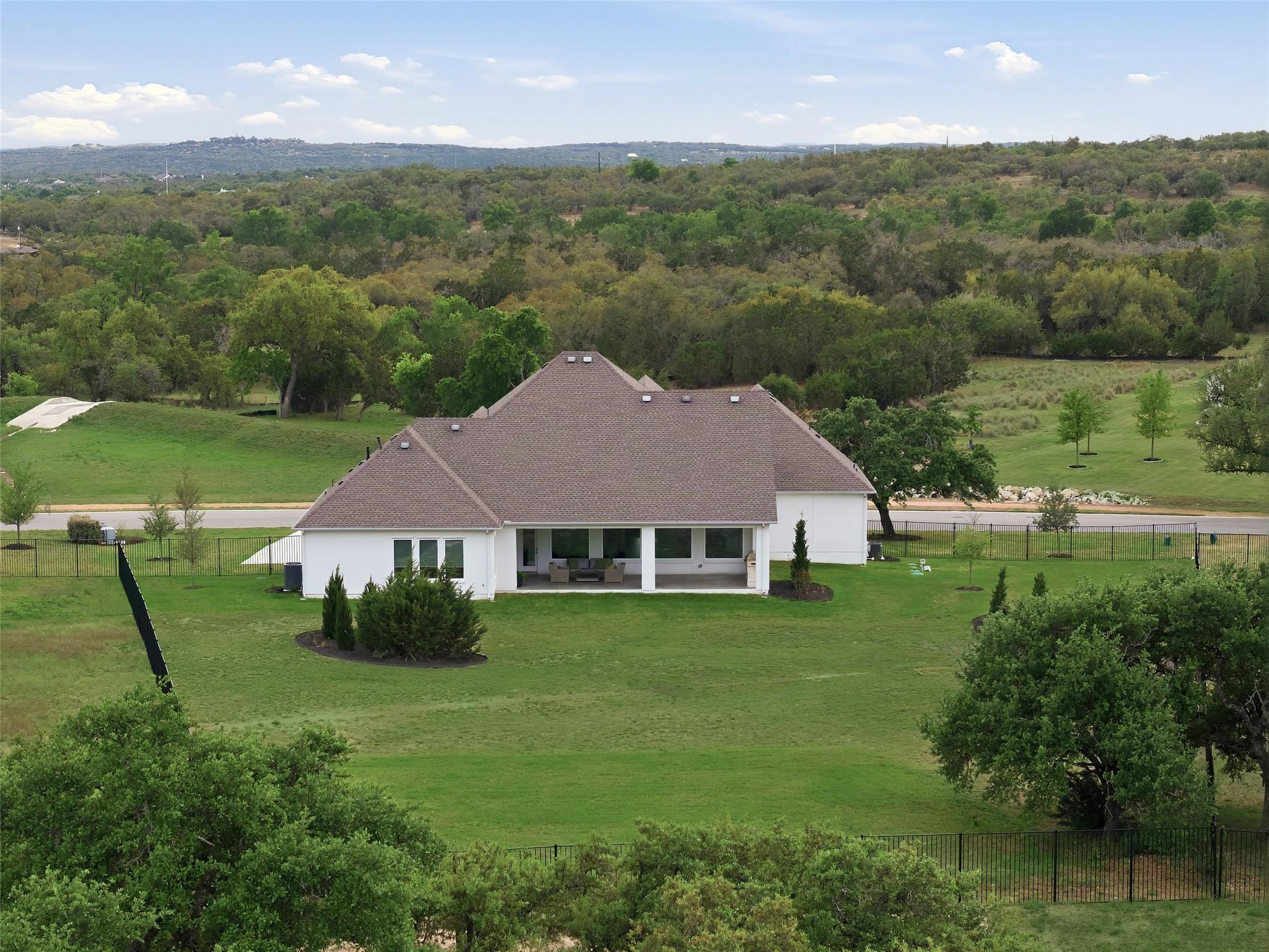534 Prairie Clover Dr, Dripping Springs, TX 78620
