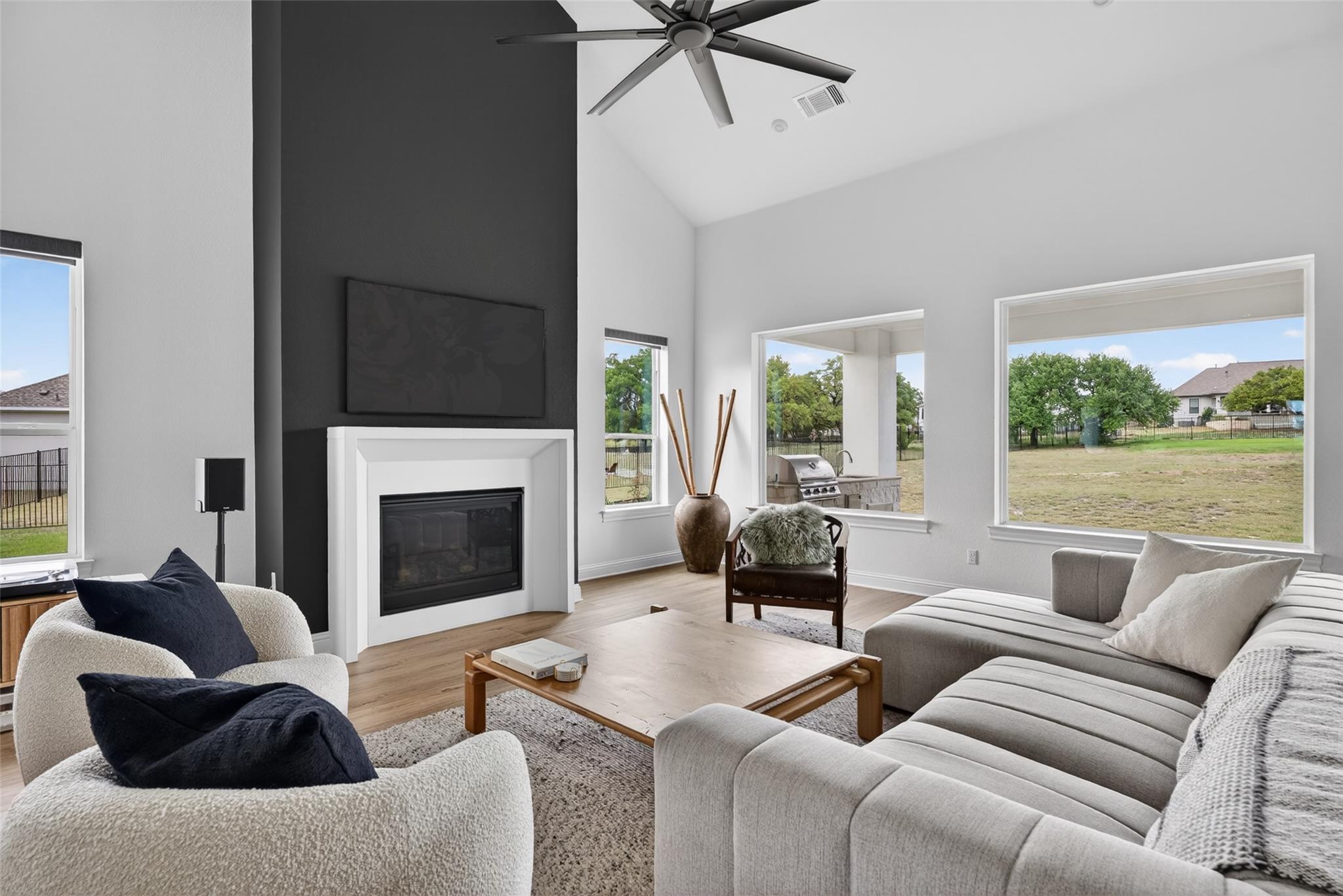 534 Prairie Clover Dr, Dripping Springs, TX 78620