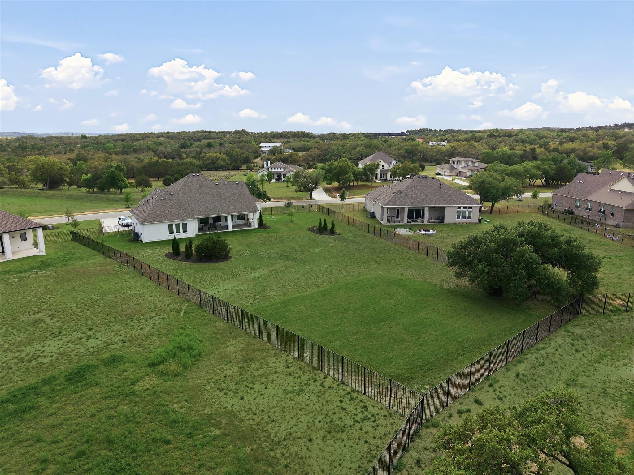 534 Prairie Clover Dr, Dripping Springs, TX 78620