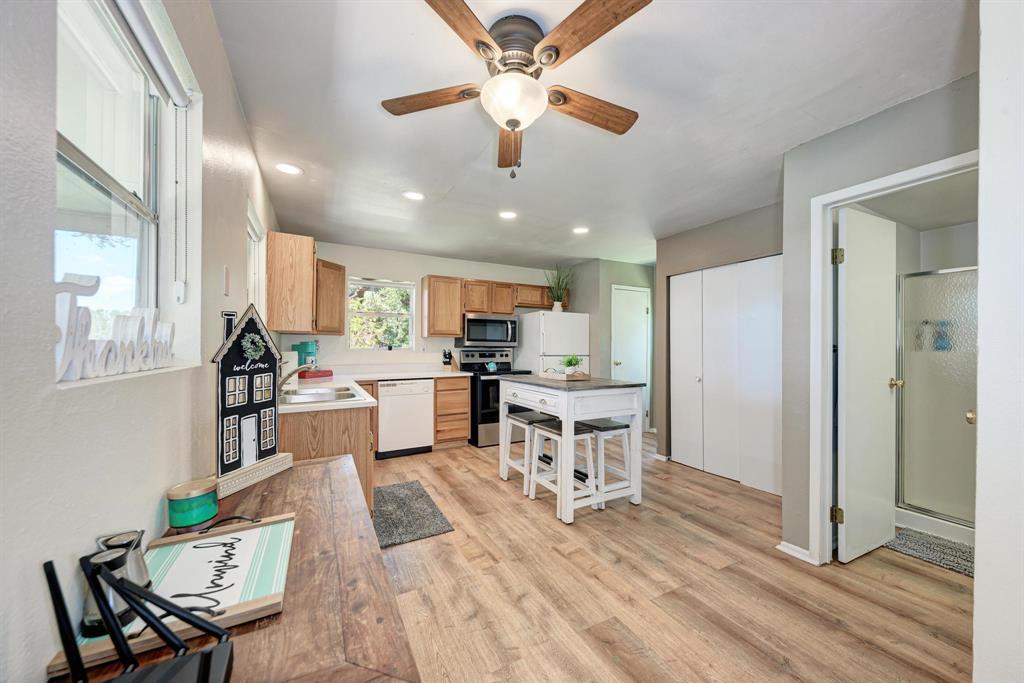 6706 Fm 690, Burnet, TX 78611