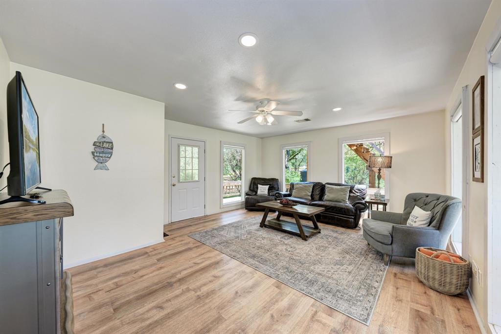 6706 Fm 690, Burnet, TX 78611