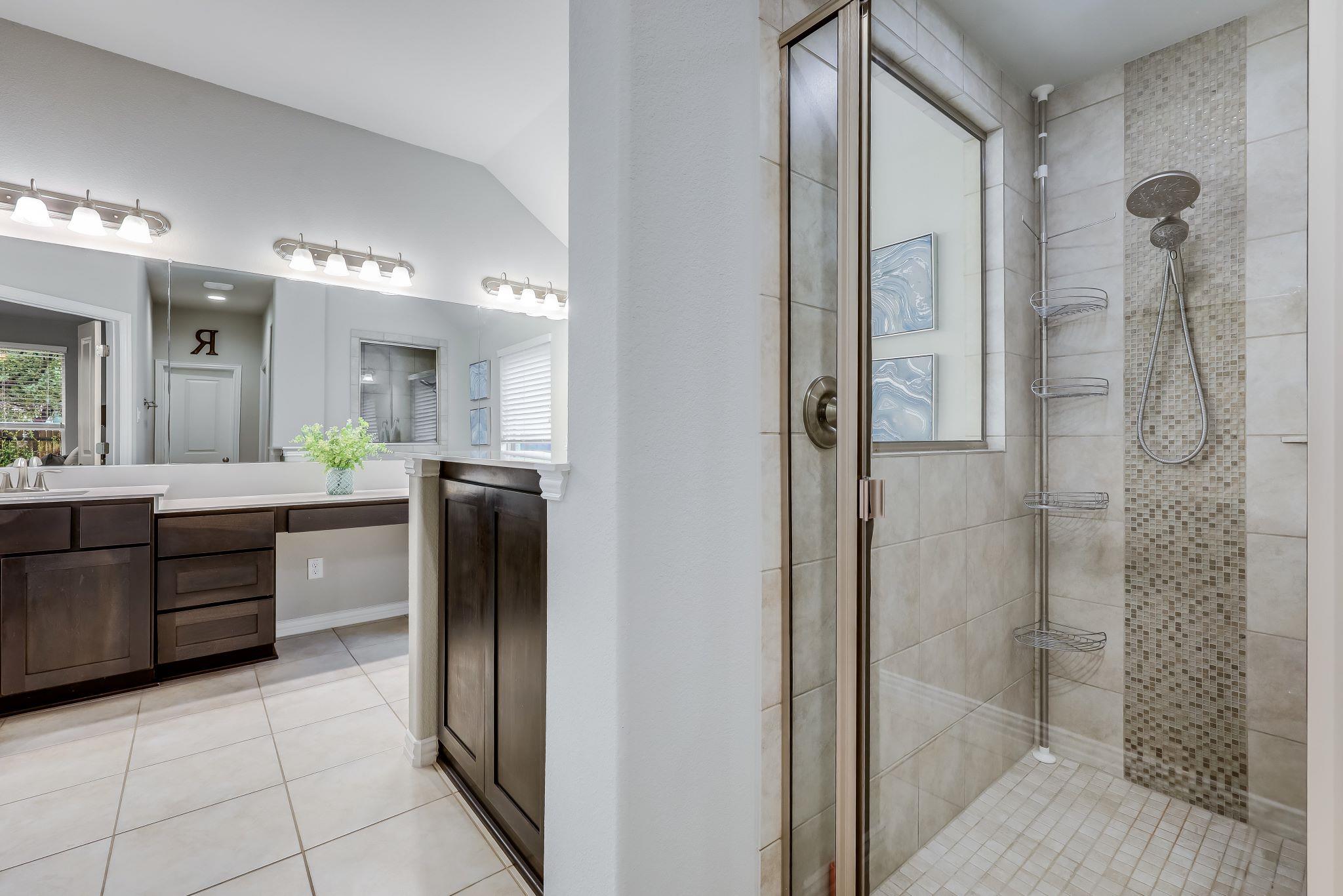 7820 Turnback Ledge Trl, Lago Vista, TX 78645