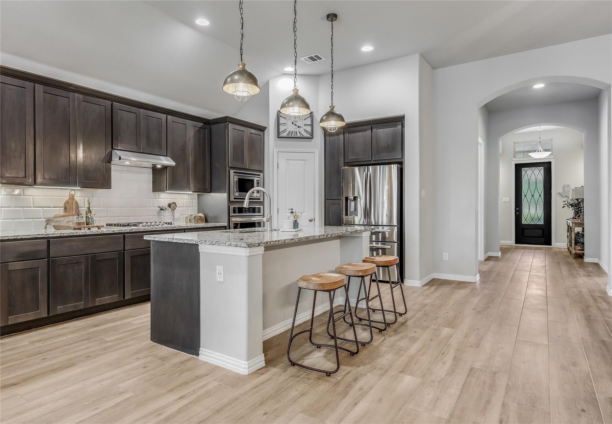 7820 Turnback Ledge Trl, Lago Vista, TX 78645
