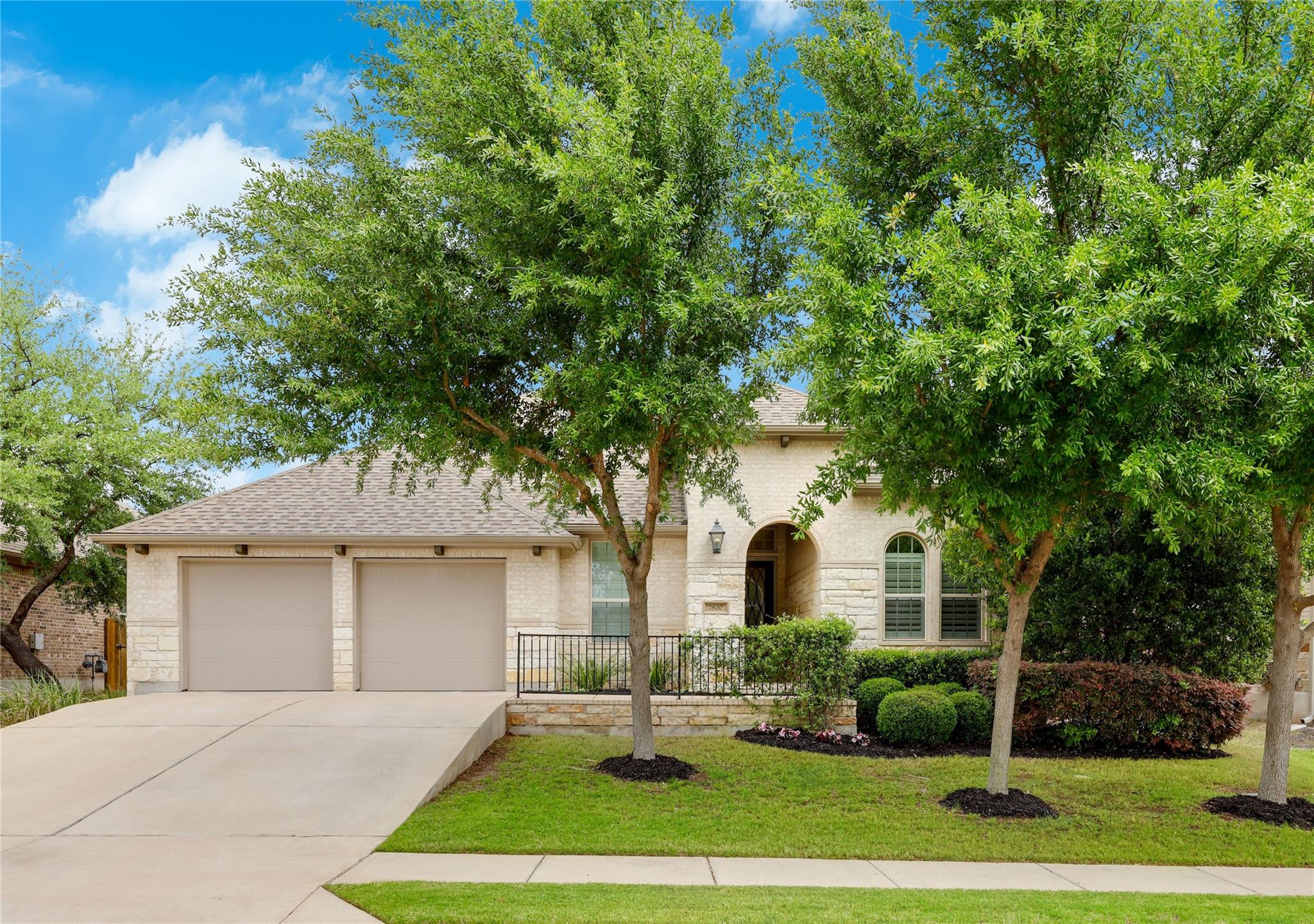 7820 Turnback Ledge Trl, Lago Vista, TX 78645