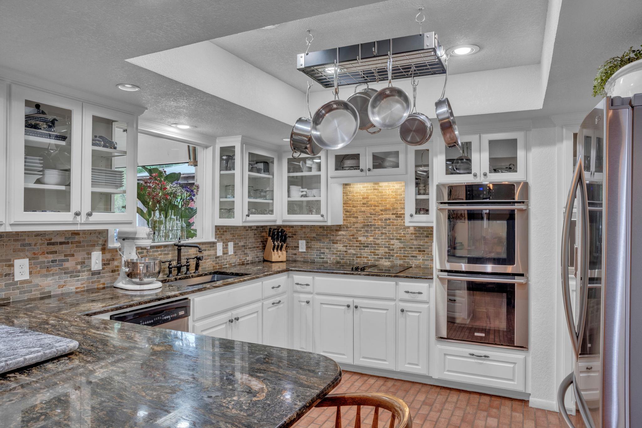 236 Olde Oak Dr, Georgetown, TX 78633