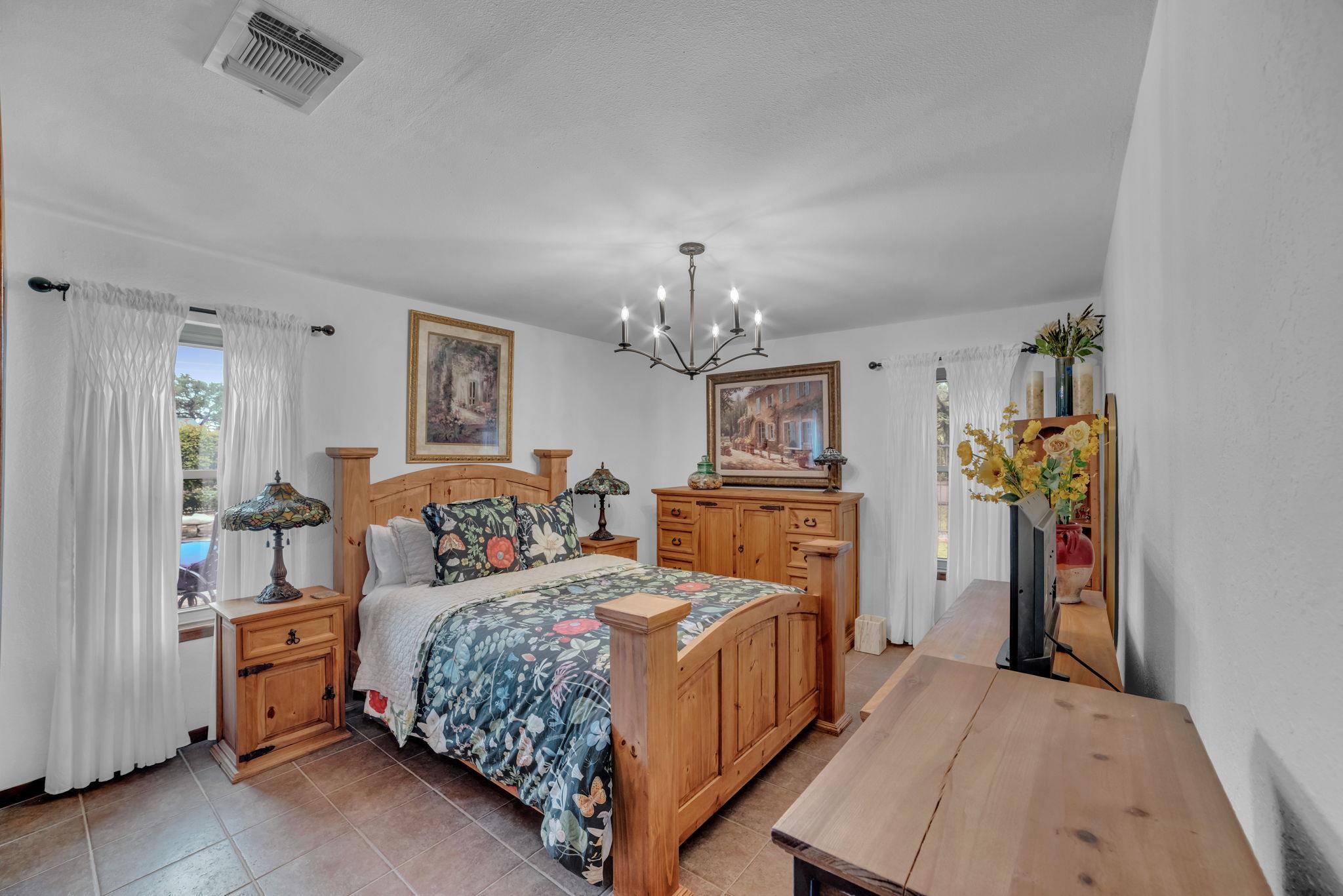 236 Olde Oak Dr, Georgetown, TX 78633