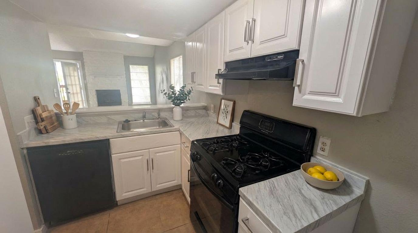 1711 Burton Dr # B, Austin, TX 78741