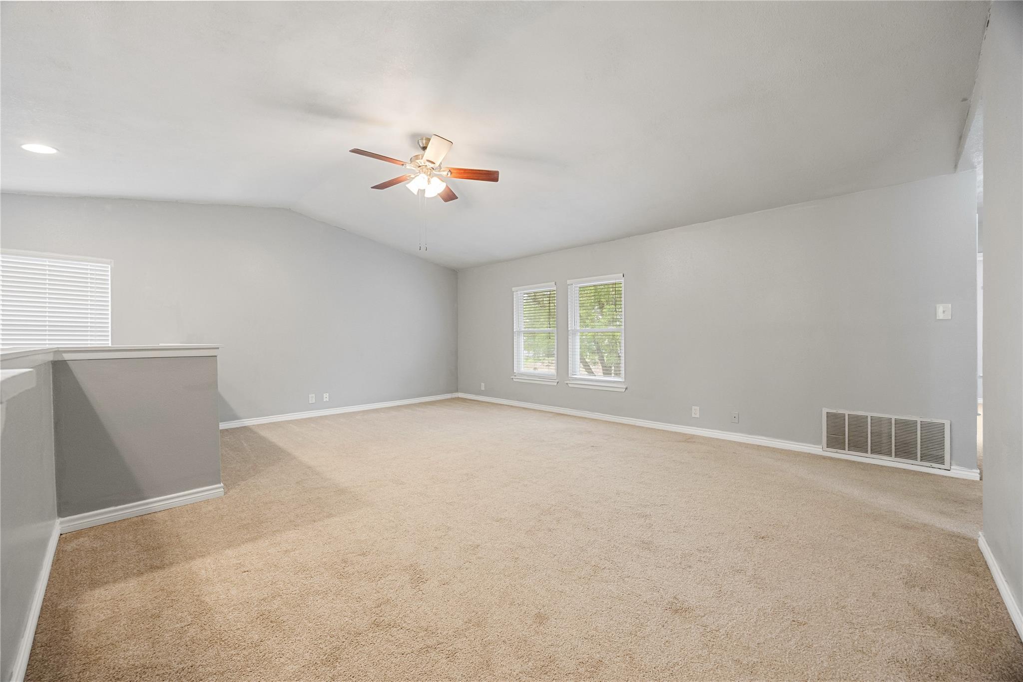 9735 Fortune Ridge Dr, Converse, TX 78109