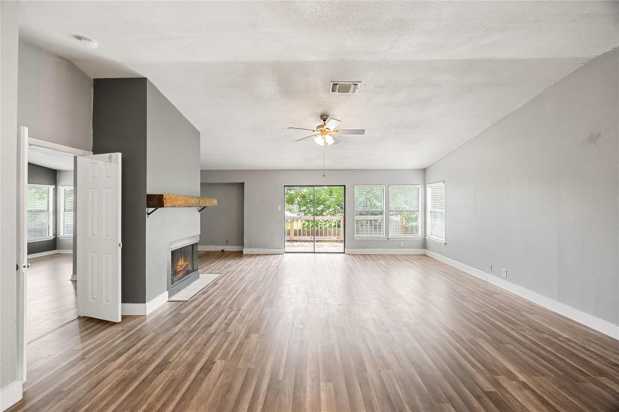 9735 Fortune Ridge Dr, Converse, TX 78109