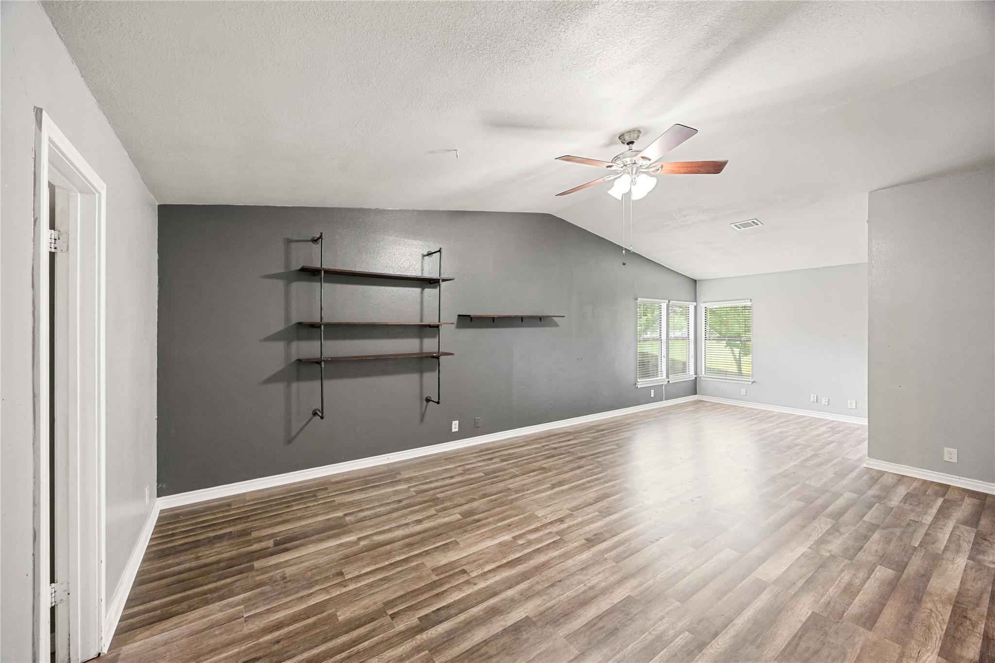 9735 Fortune Ridge Dr, Converse, TX 78109