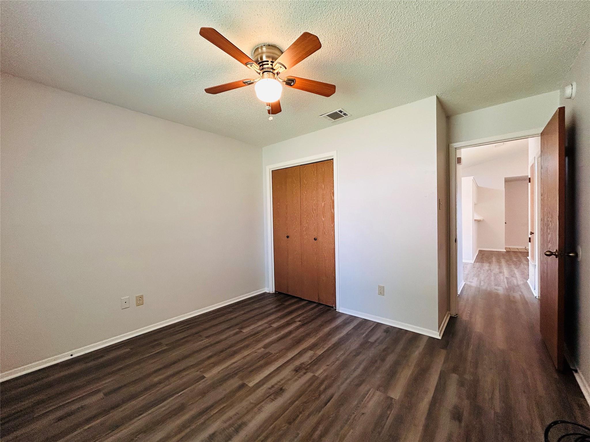 416 Greenlawn Blvd # 1, Round Rock, TX 78664