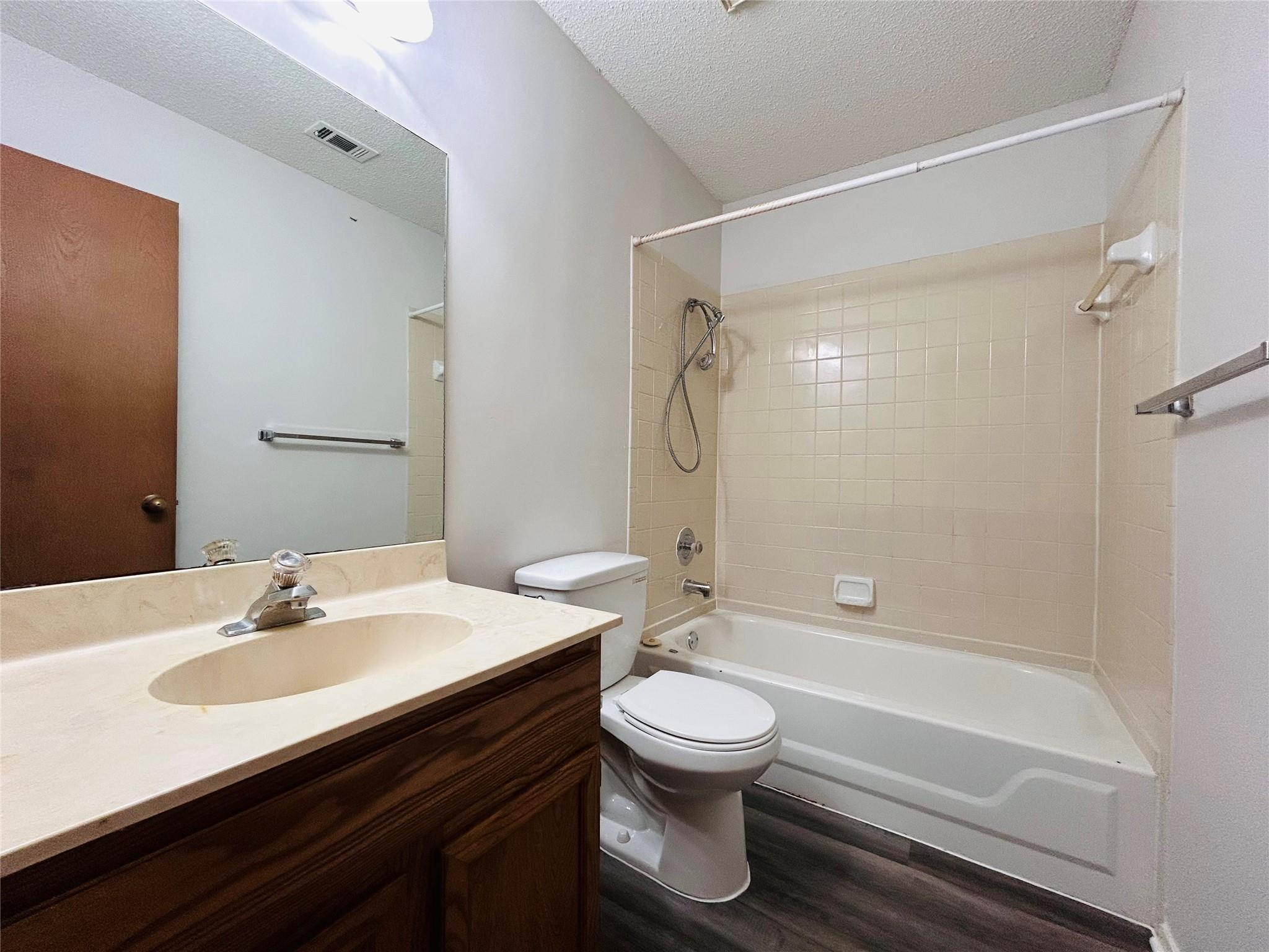 416 Greenlawn Blvd # 1, Round Rock, TX 78664