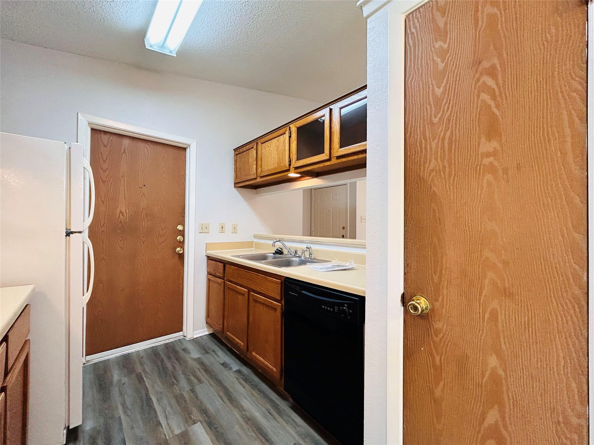 416 Greenlawn Blvd # 1, Round Rock, TX 78664