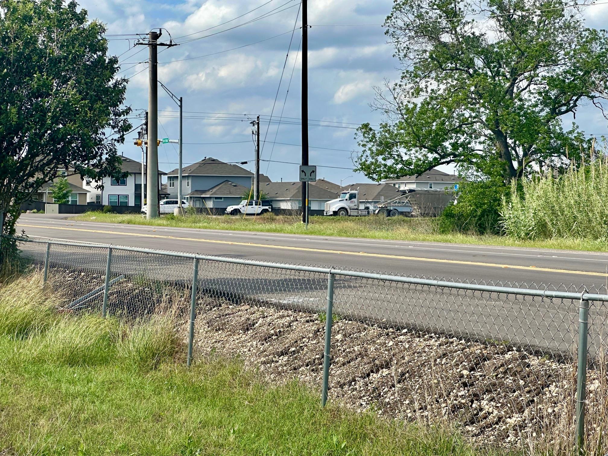 4011 Fm 1966, Maxwell, TX 78656