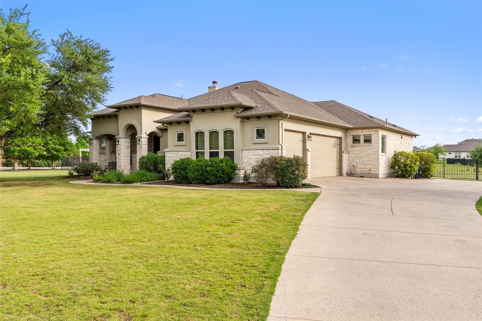 108 Buffalo Speedway, Liberty Hill, TX 78642