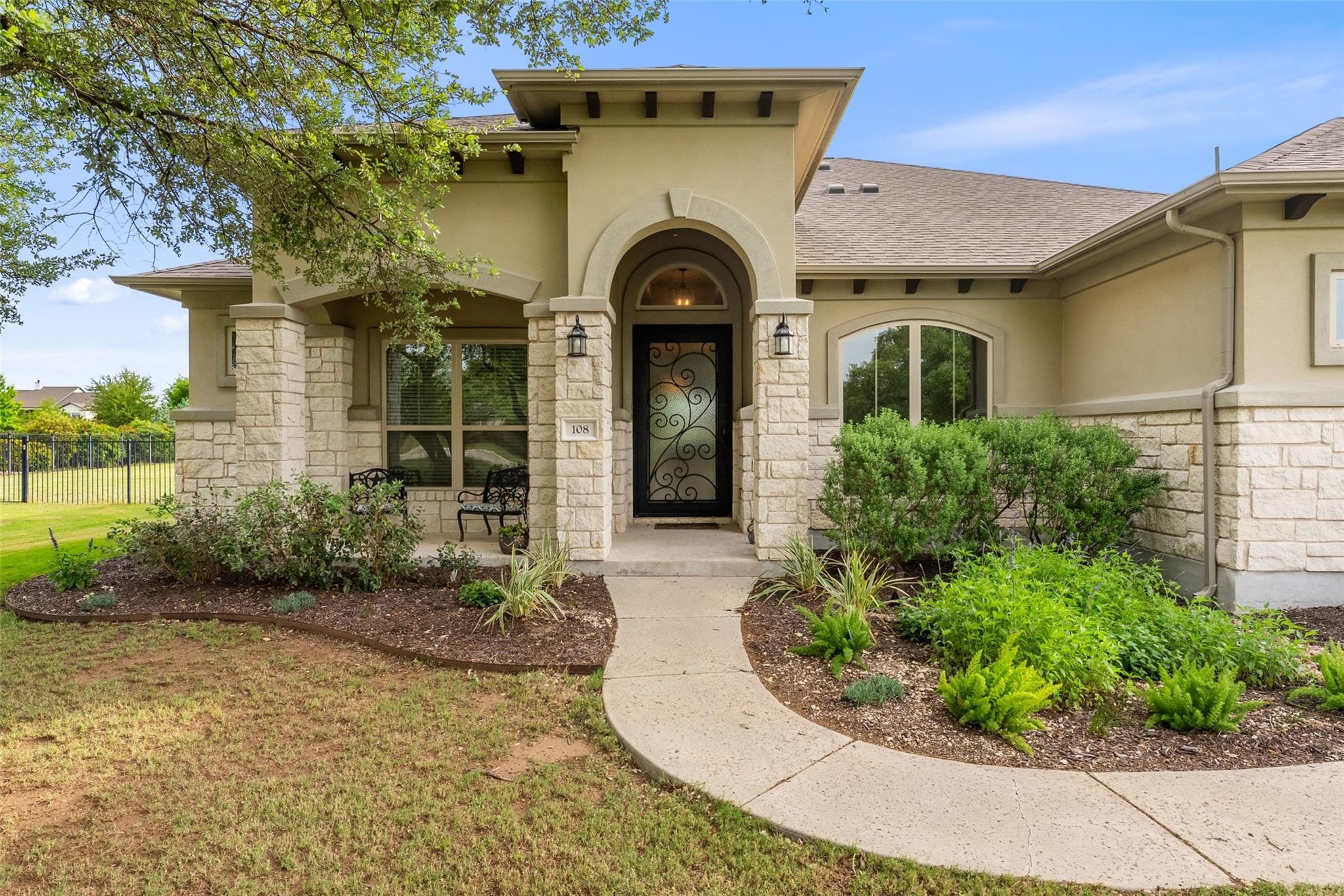 108 Buffalo Speedway, Liberty Hill, TX 78642