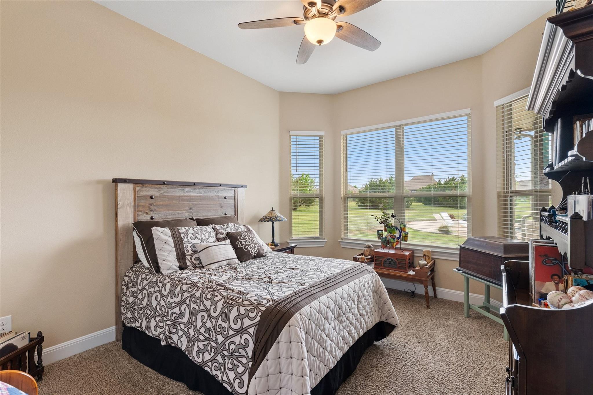 108 Buffalo Speedway, Liberty Hill, TX 78642