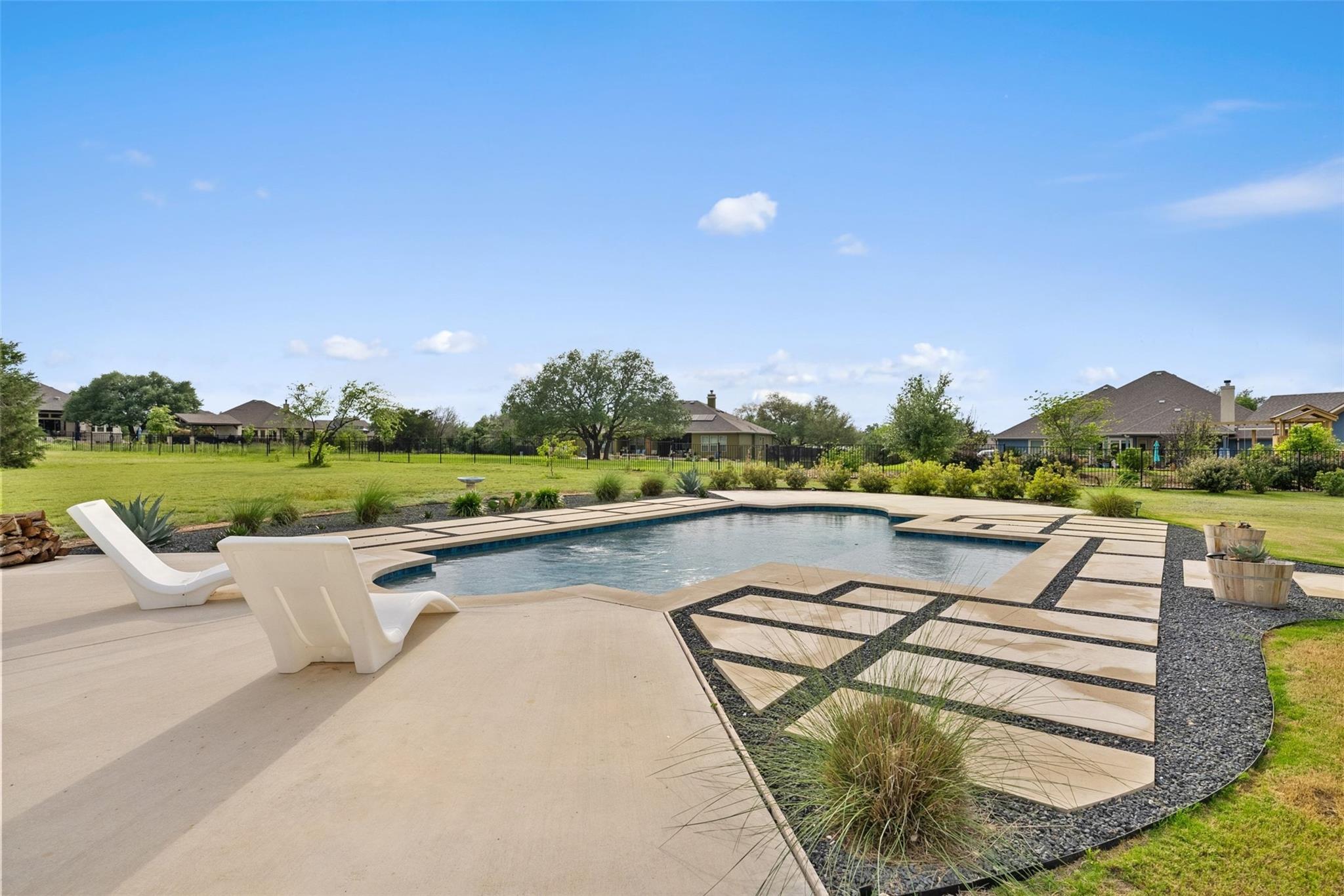 108 Buffalo Speedway, Liberty Hill, TX 78642