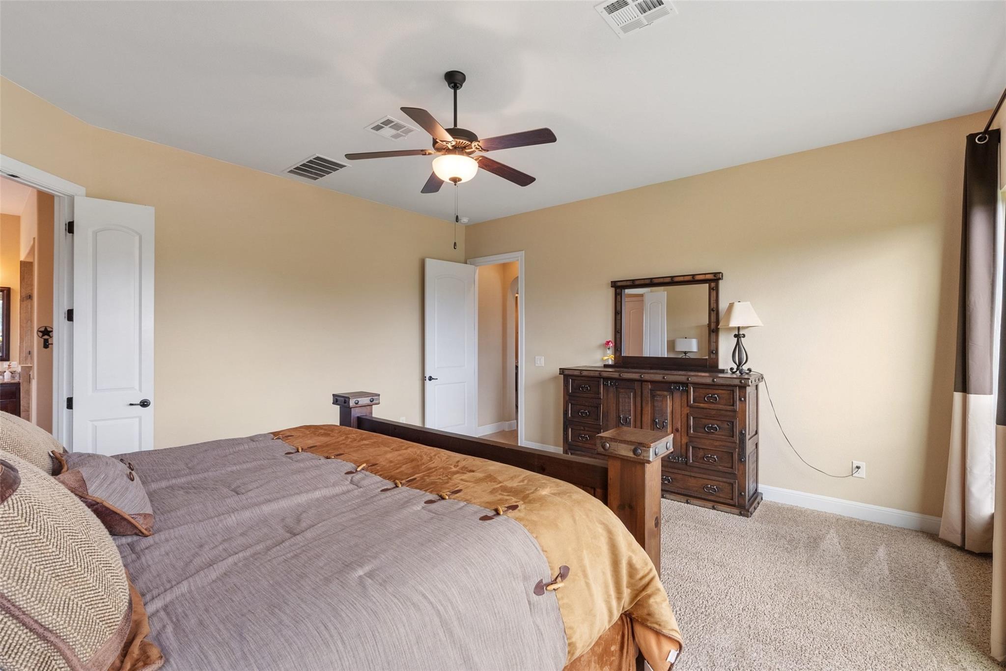 108 Buffalo Speedway, Liberty Hill, TX 78642