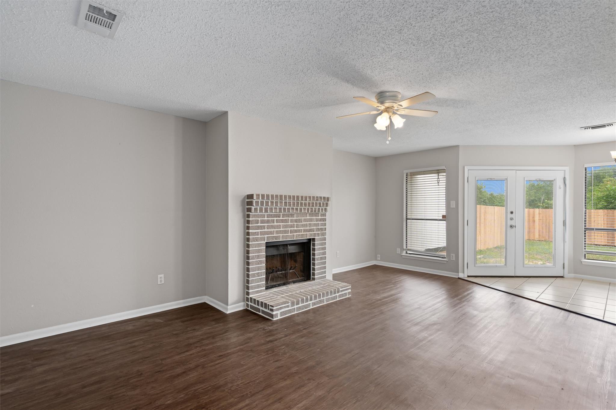 13357 Water Oak Ln # A, Austin, TX 78729