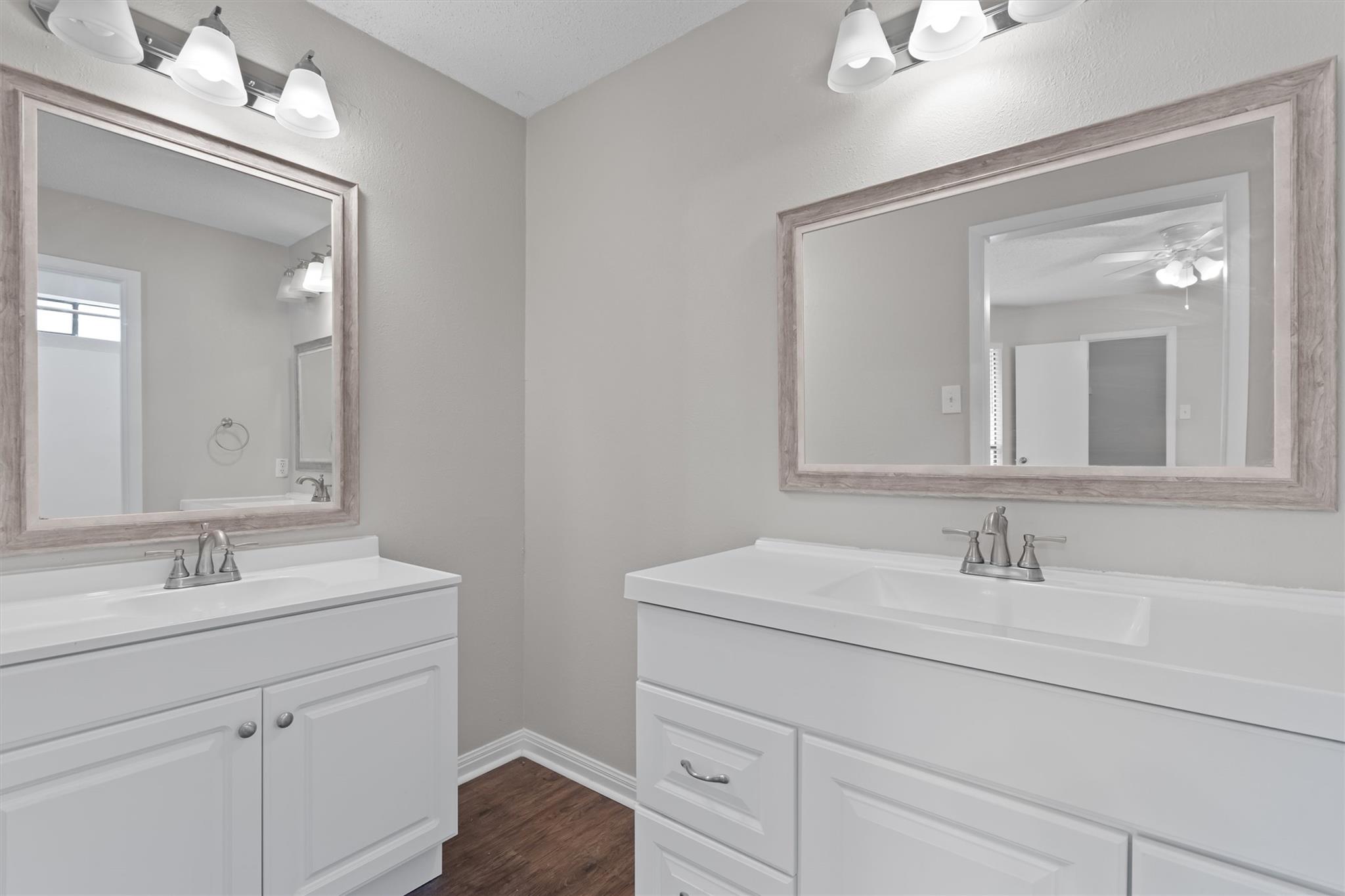 13357 Water Oak Ln # A, Austin, TX 78729