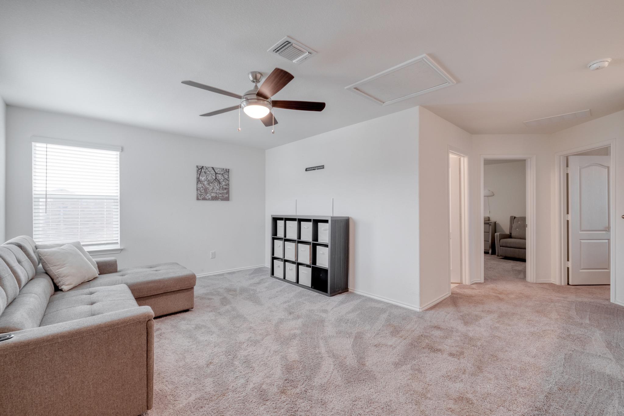 508 Barbary Coast Ln, Jarrell, TX 76537