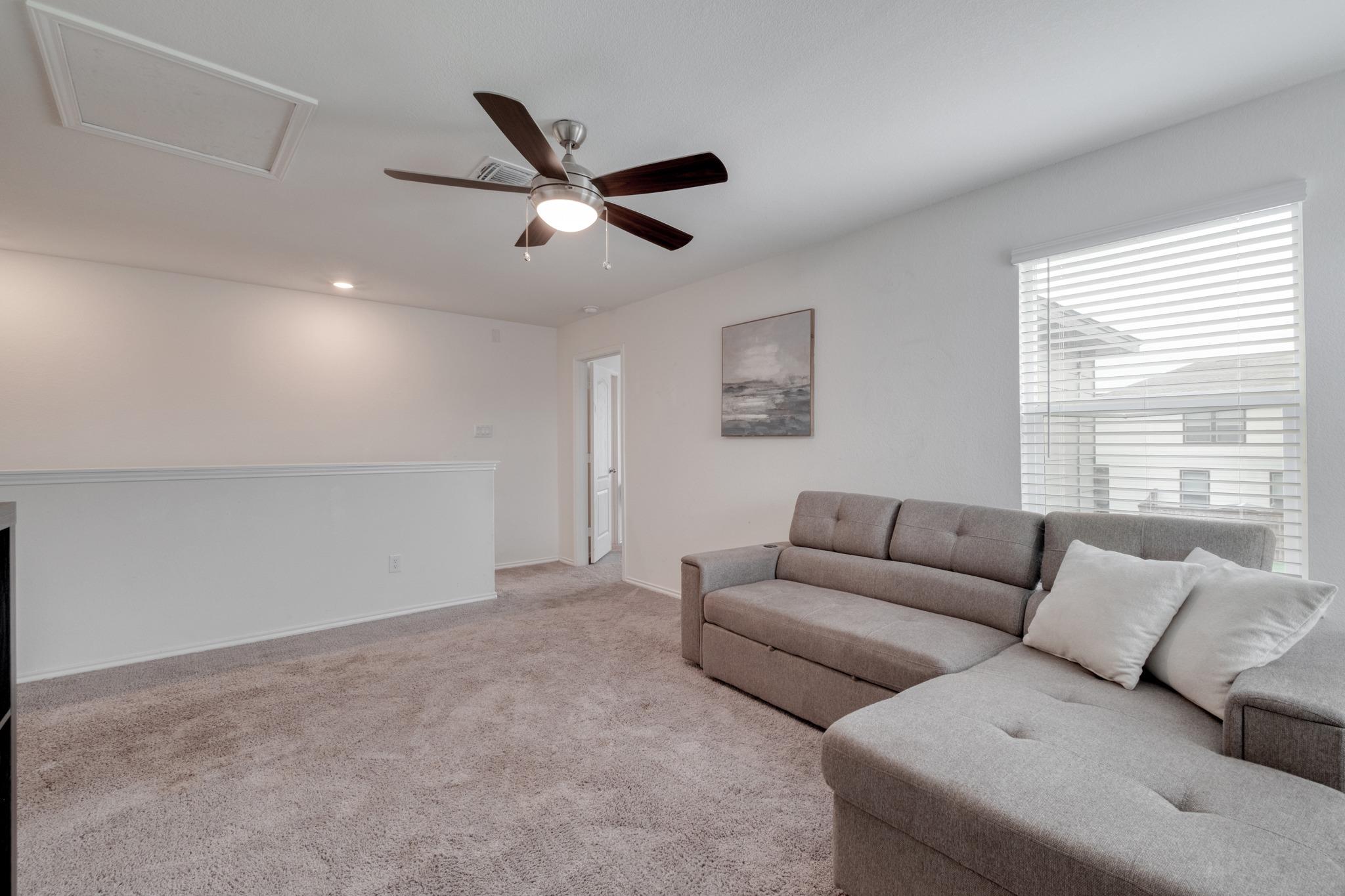 508 Barbary Coast Ln, Jarrell, TX 76537