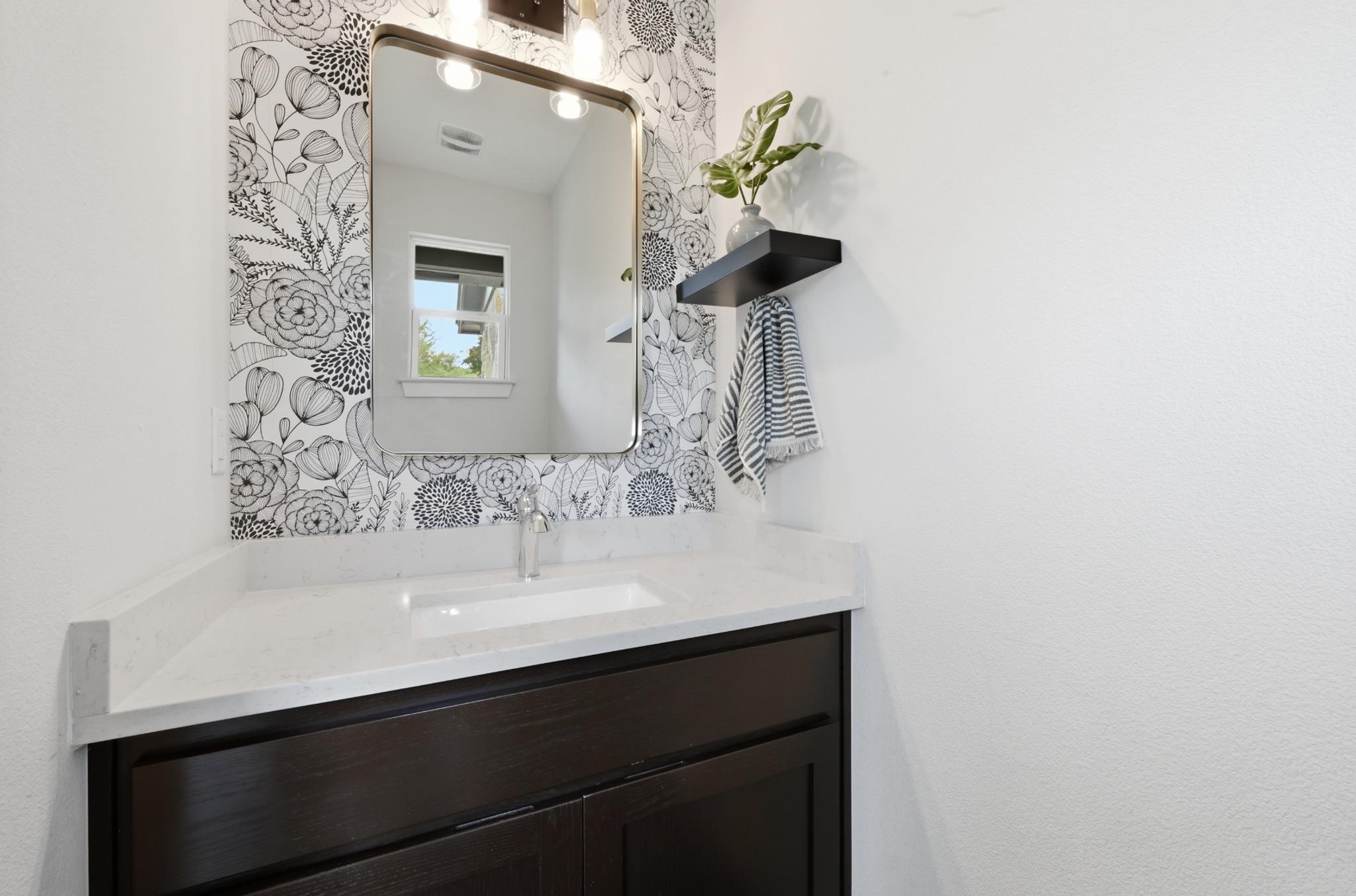 820 Panorama Dr, Dripping Springs, TX 78620