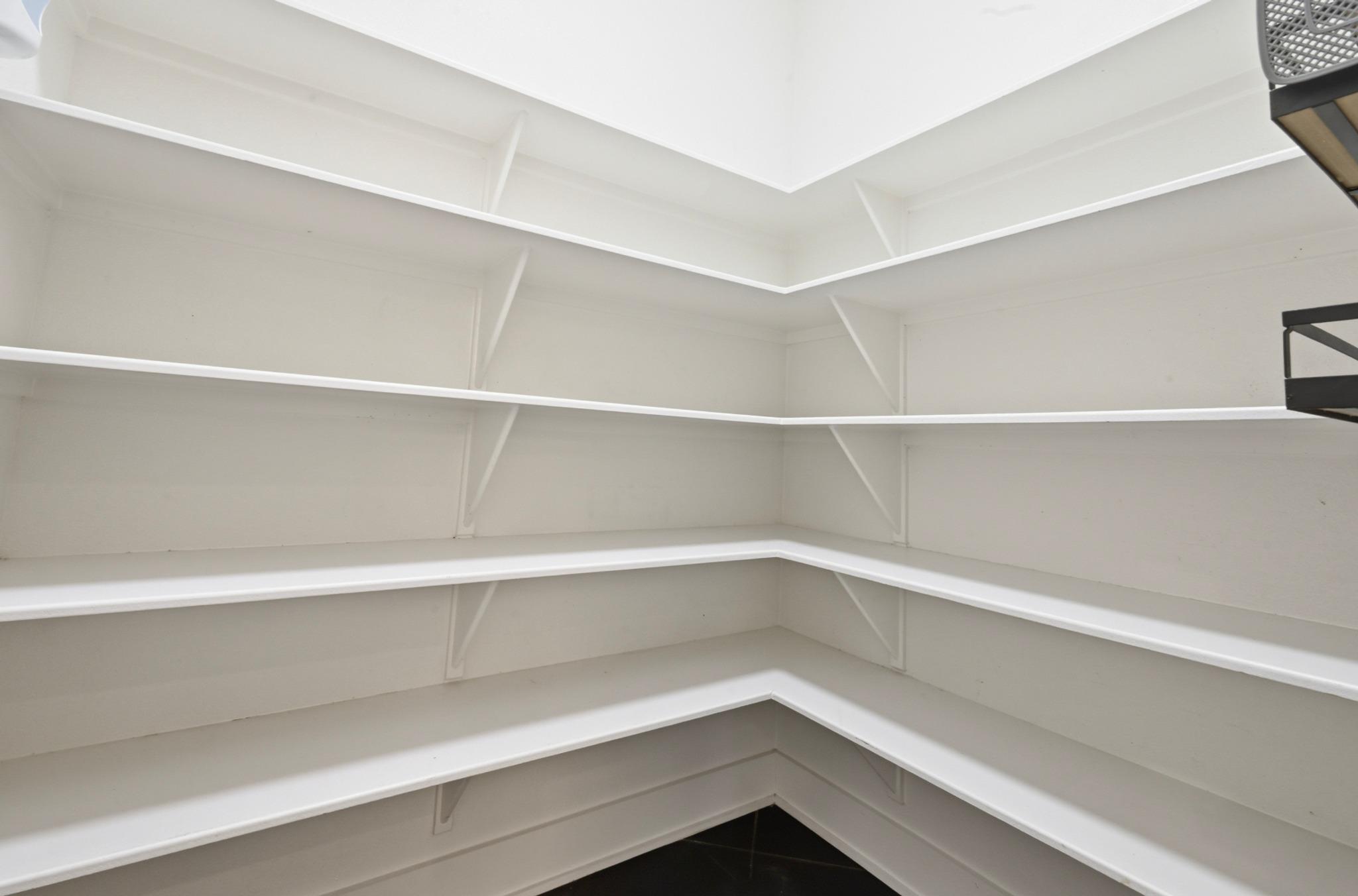 820 Panorama Dr, Dripping Springs, TX 78620