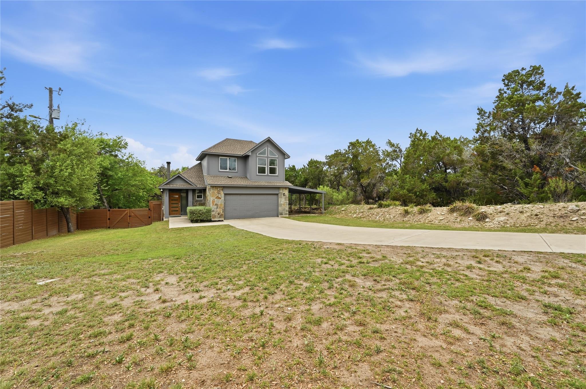 820 Panorama Dr, Dripping Springs, TX 78620