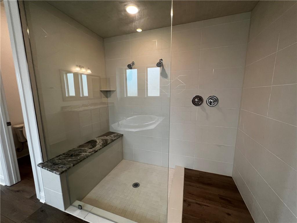 824 Sunny Ridge Dr, Leander, TX 78641