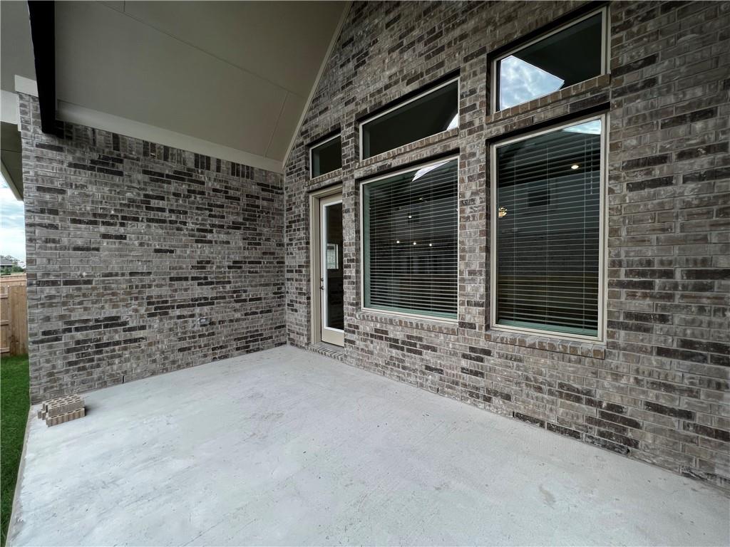 824 Sunny Ridge Dr, Leander, TX 78641