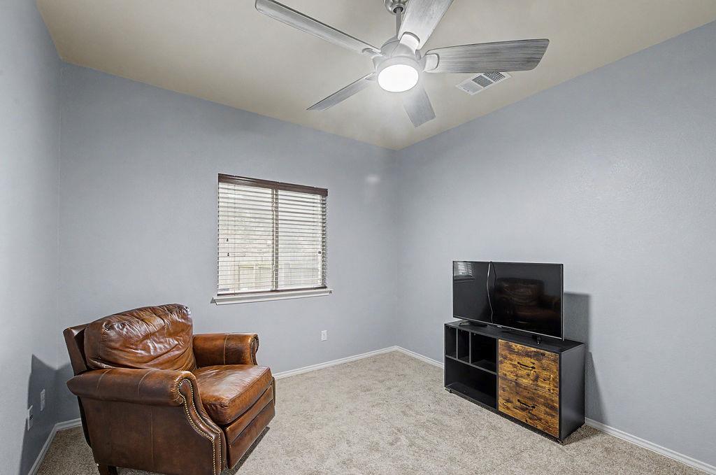 17804 Linkhill Dr, Dripping Springs, TX 78620