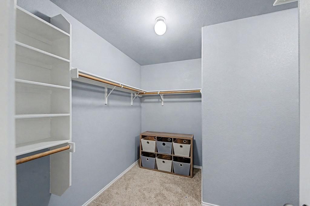 17804 Linkhill Dr, Dripping Springs, TX 78620