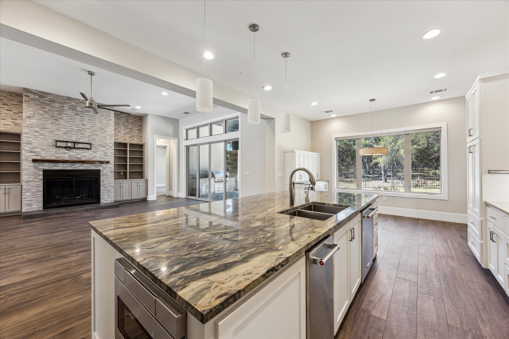 2604 Arion Cir, Austin, TX 78730