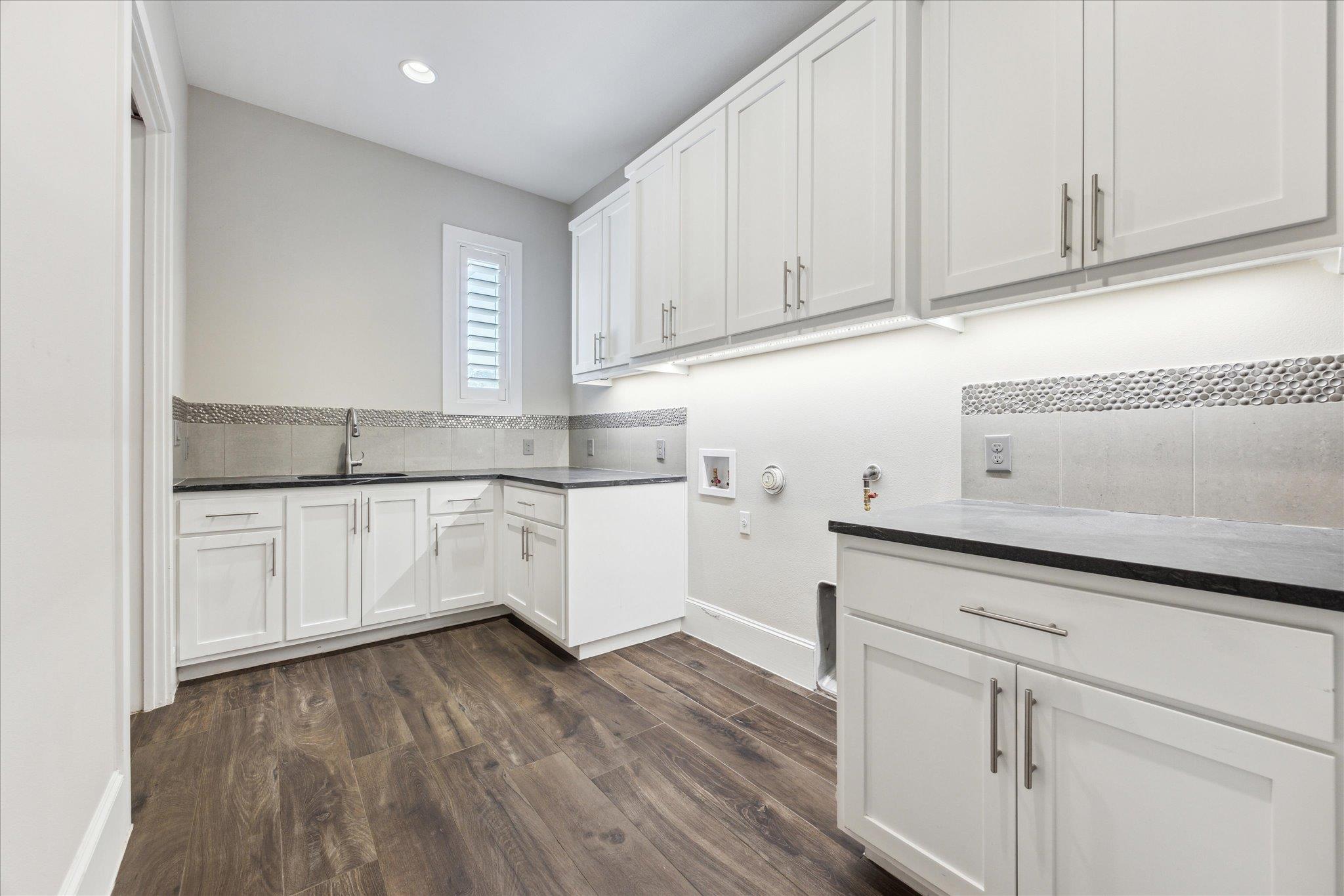 2604 Arion Cir, Austin, TX 78730