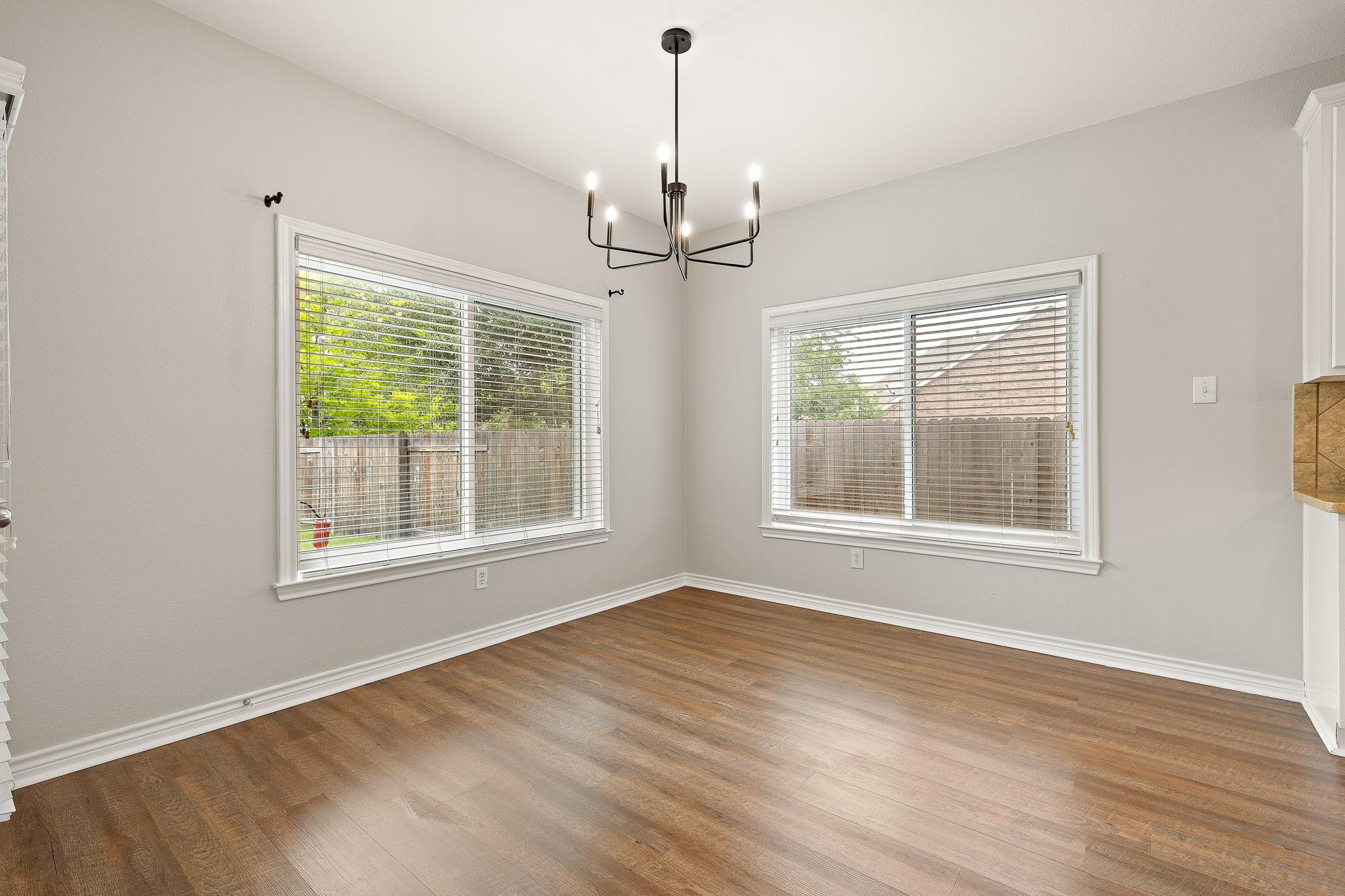 202 Nick Price Loop, Round Rock, TX 78664