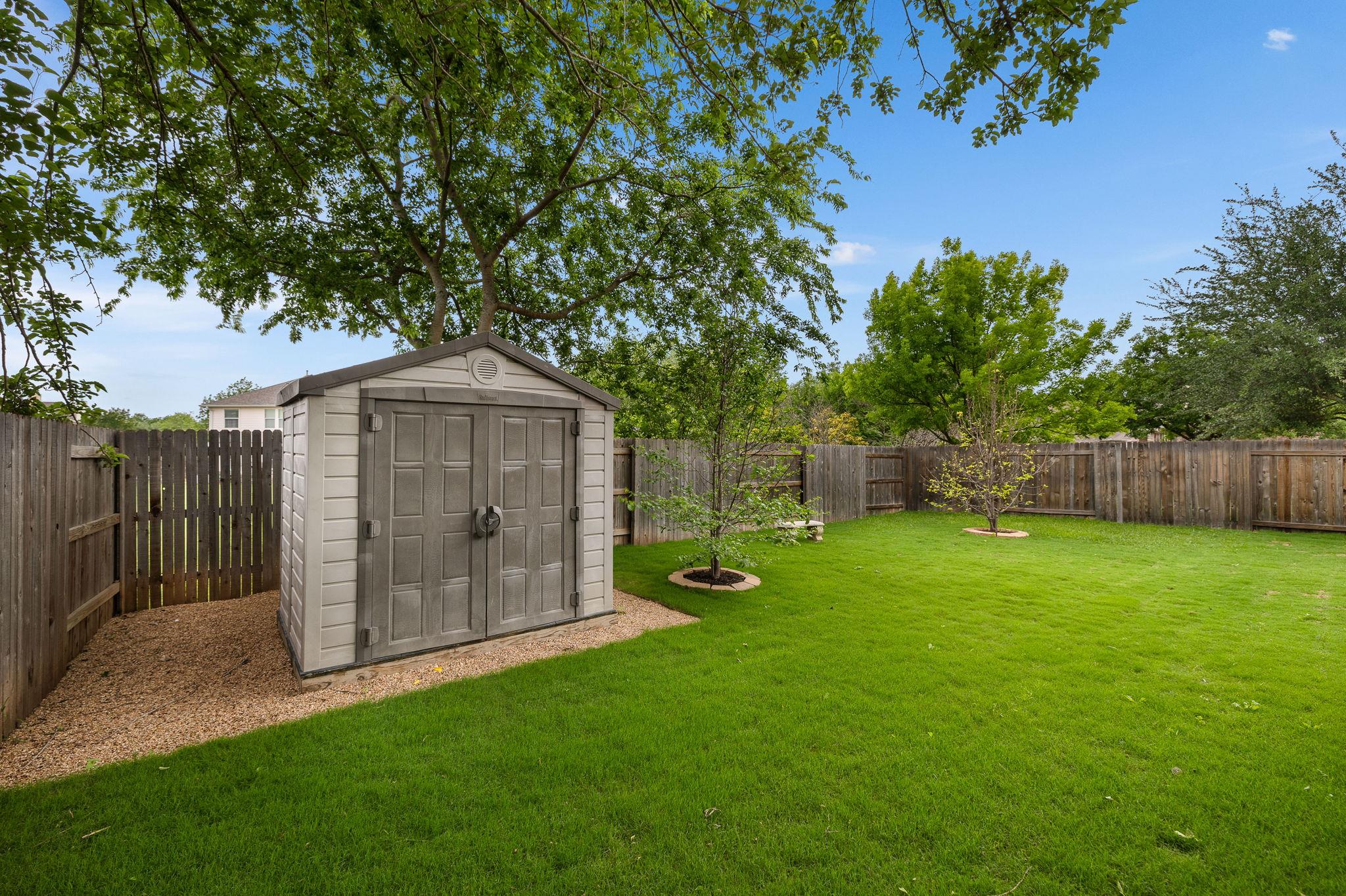 202 Nick Price Loop, Round Rock, TX 78664