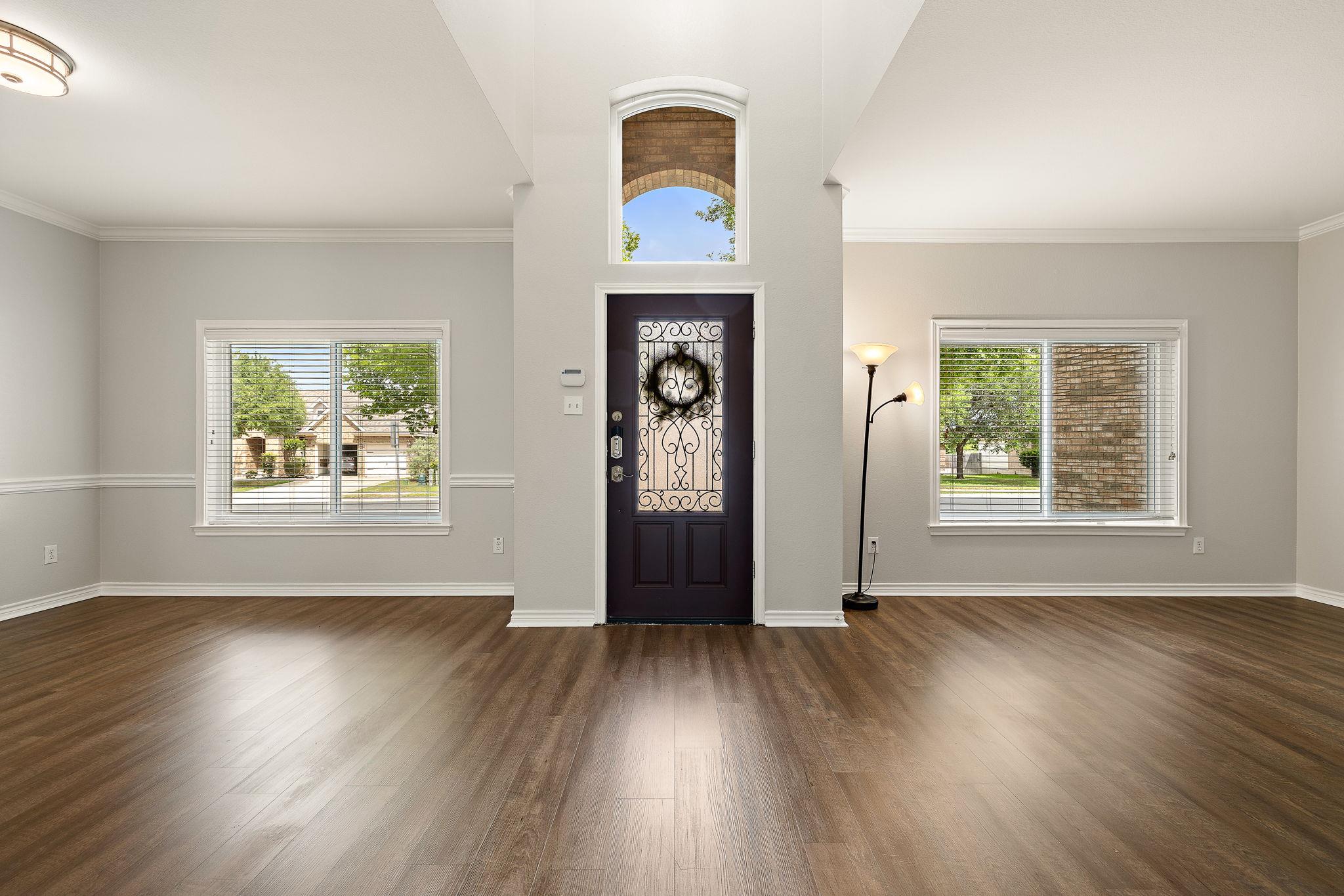 202 Nick Price Loop, Round Rock, TX 78664