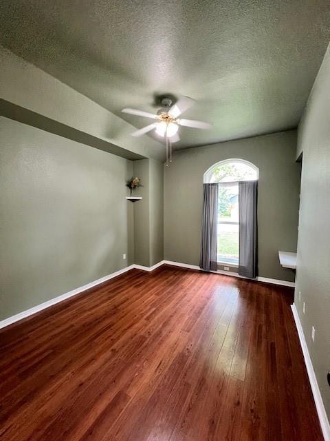 1239 Rocky Creek Dr, Pflugerville, TX 78660
