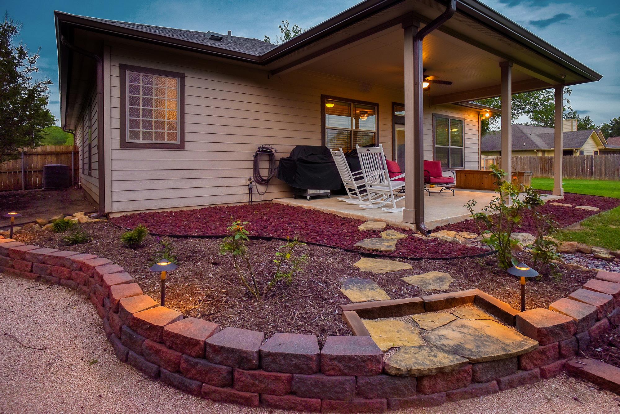 129 Haliimaile Ln, Bastrop, TX 78602