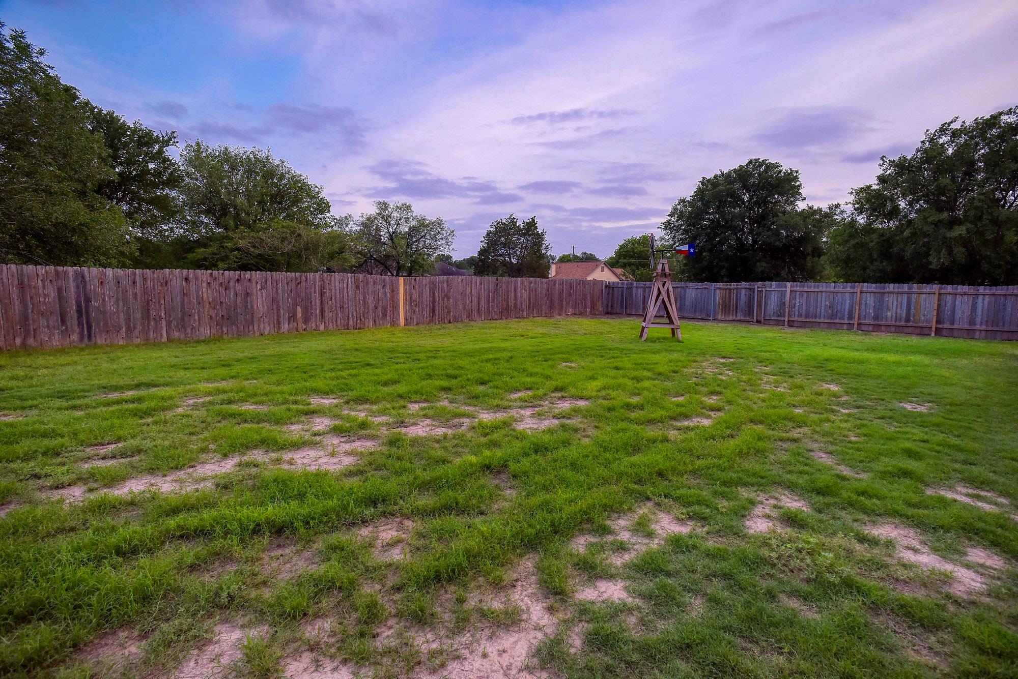 129 Haliimaile Ln, Bastrop, TX 78602