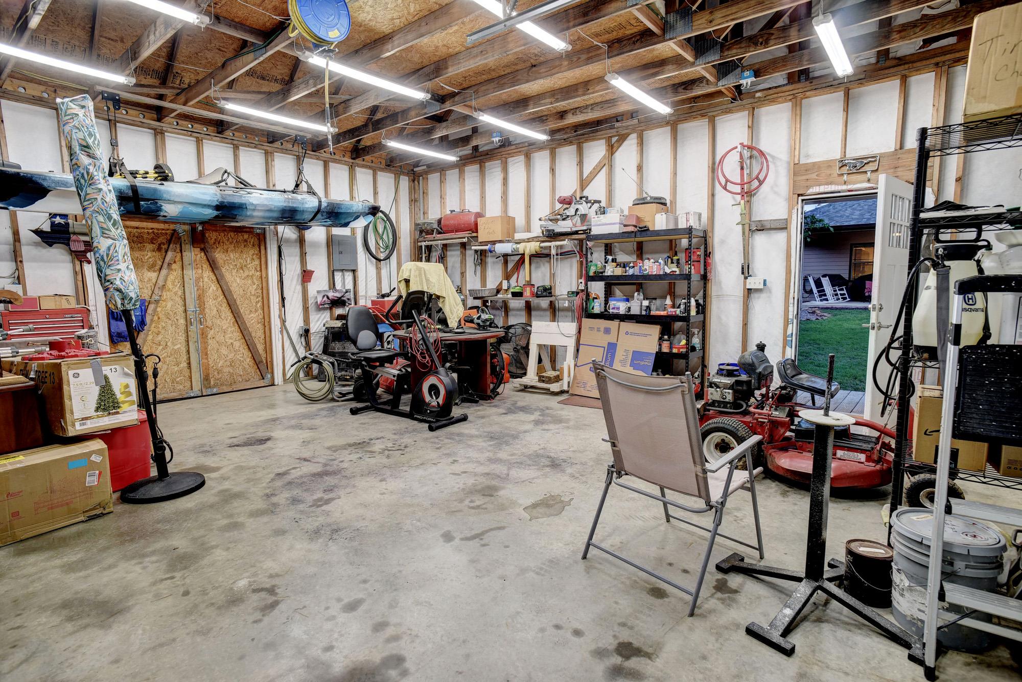 129 Haliimaile Ln, Bastrop, TX 78602