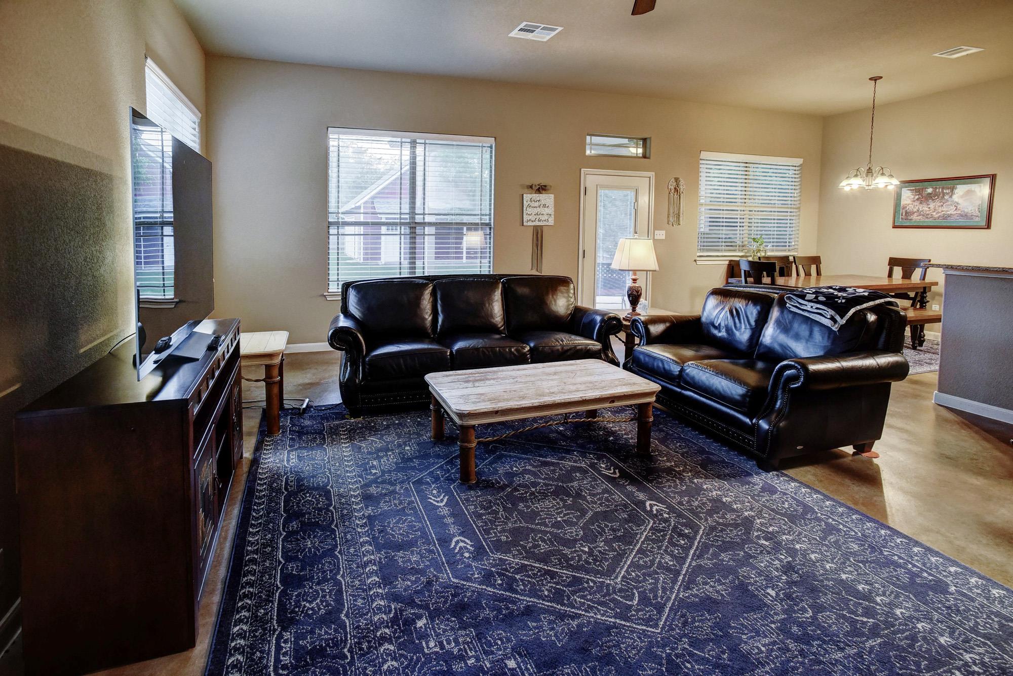 129 Haliimaile Ln, Bastrop, TX 78602