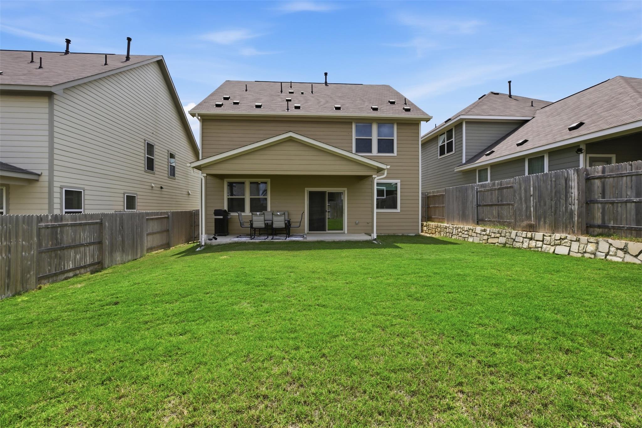 307 Marjorie Dr, Hutto, TX 78634