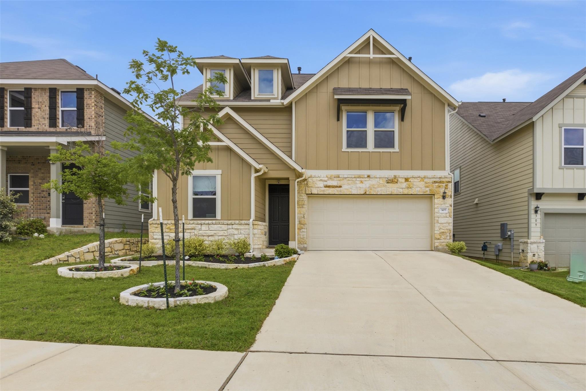 307 Marjorie Dr, Hutto, TX 78634
