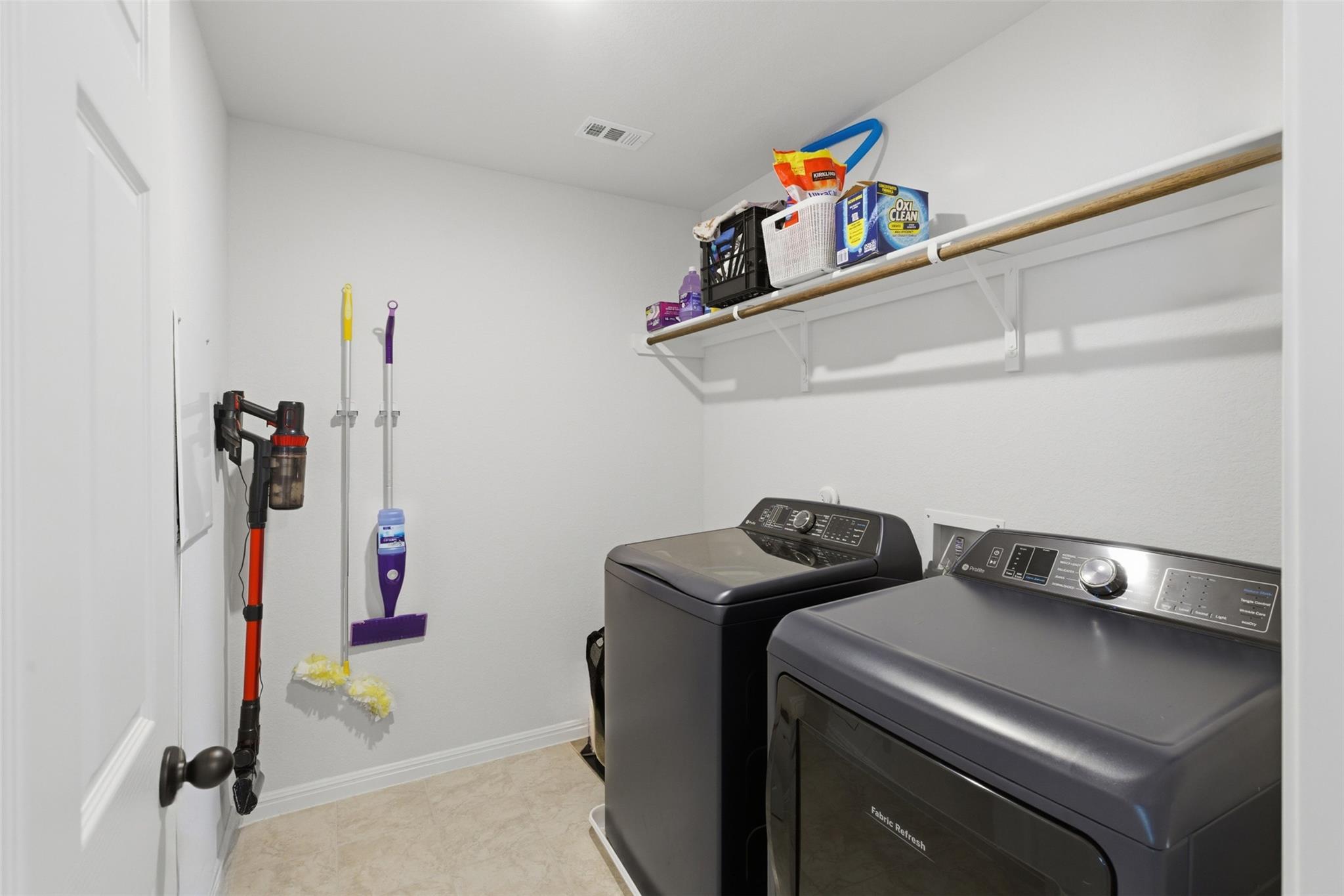 307 Marjorie Dr, Hutto, TX 78634